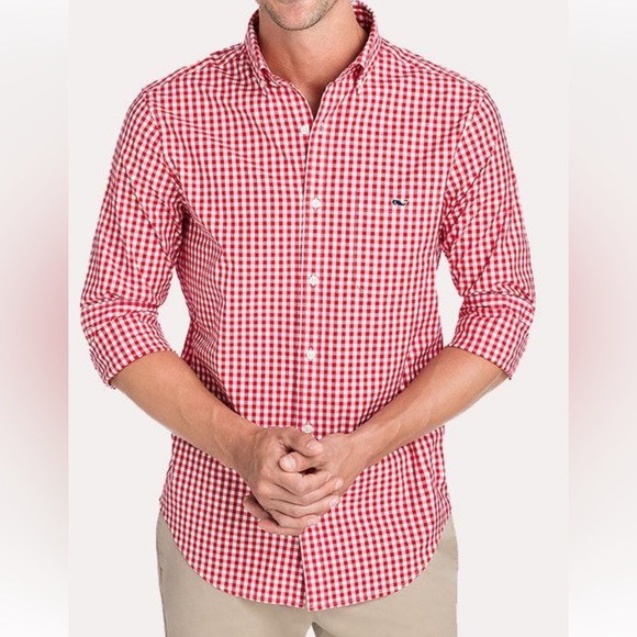 Vineyard Vines whale shirt - Picture 1 of 3